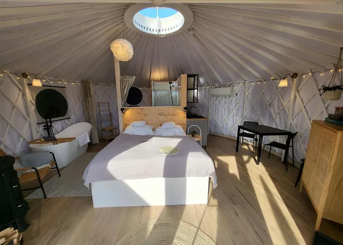 Izera Glamping Adults - Luksusowe Jurty&Spa